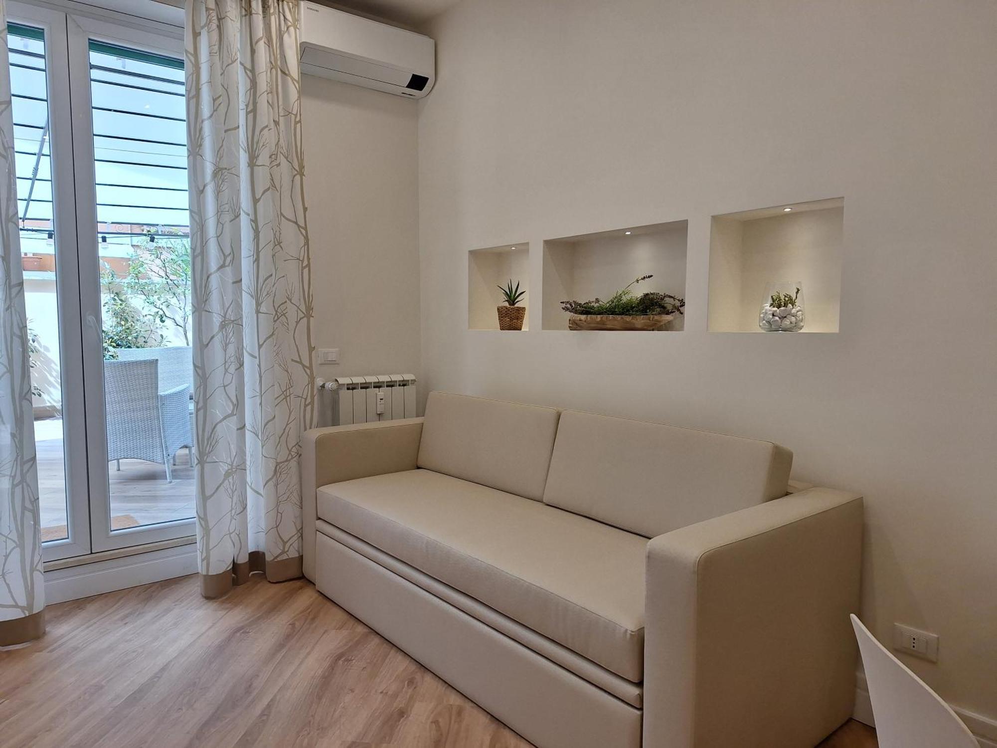 Peaceful 2 Bedrooms With Patio, Near Metro A * Rom
