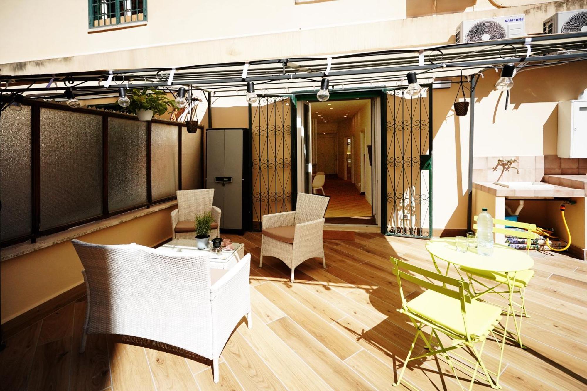 Peaceful 2 Bedrooms With Patio, Near Metro A Lägenhet *